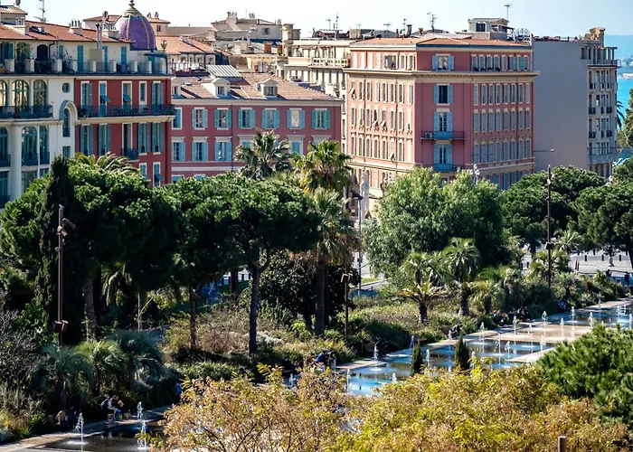Place Massena Coulee Verte * Nicea